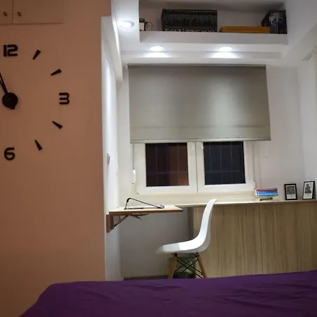360° City Center Loft With Parking Apartment